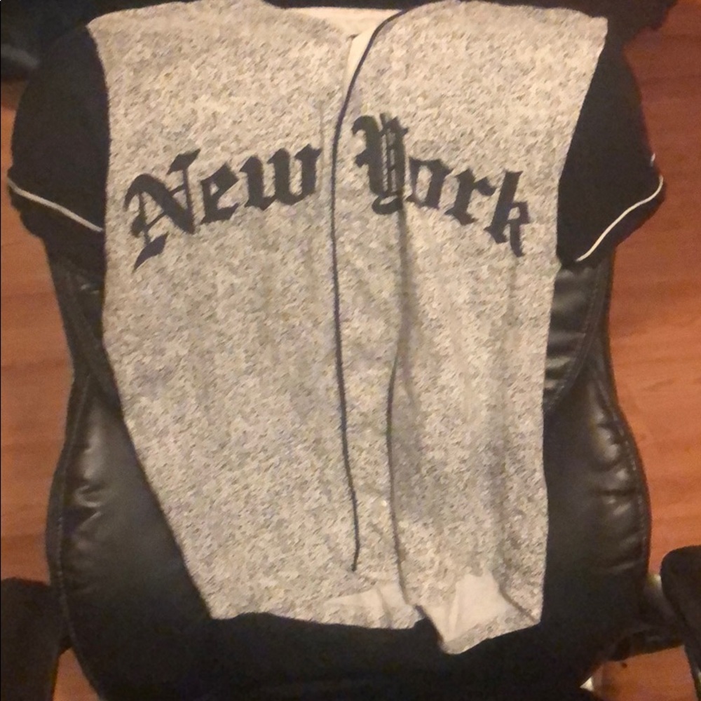 New York Button Up
